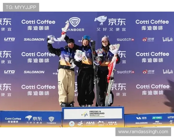 自由式滑雪女子决赛三将进前六